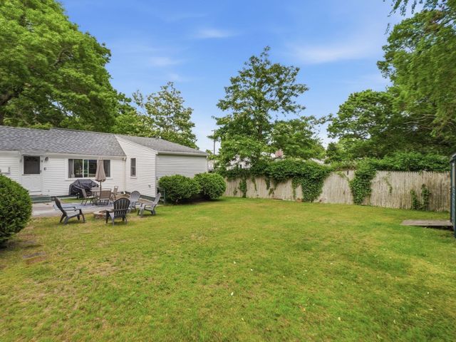 9 Silver Leaf, Yarmouth, MA 02673