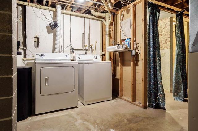 2058 Bootmaker Drive, Beloit, WI 53511