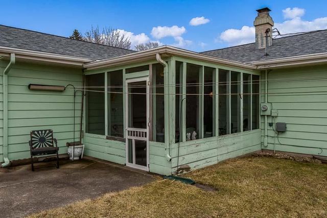 2058 Bootmaker Drive, Beloit, WI 53511