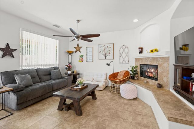 81083 Avenida Fayelynne, Indio, CA 92201