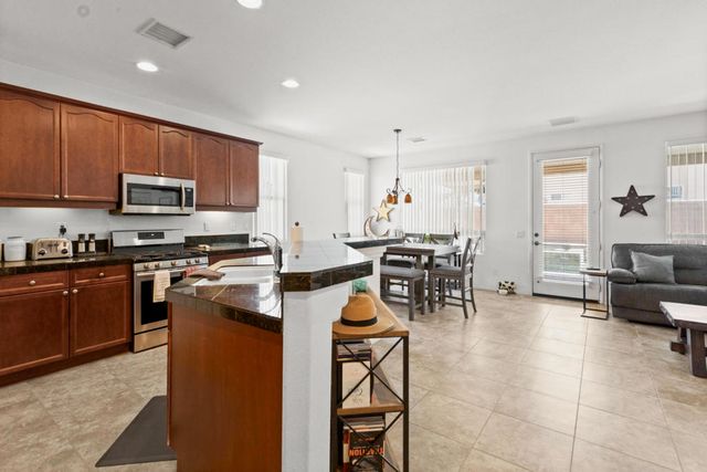 81083 Avenida Fayelynne, Indio, CA 92201