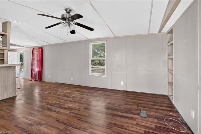 526 Kindley Road, Thomasville, NC 27360