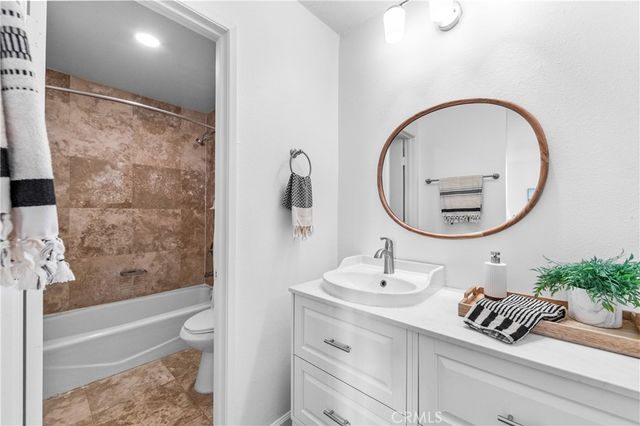1200 Las Arenas, Costa Mesa, CA 92627