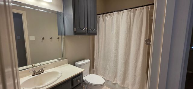 4514 Lakepointe Avenue, Rowlett, TX 75088