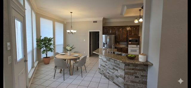 4514 Lakepointe Avenue, Rowlett, TX 75088