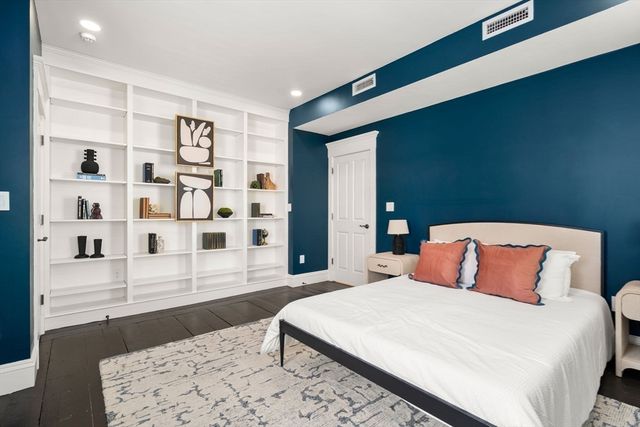 138 Thorndike St, Cambridge, MA 02141