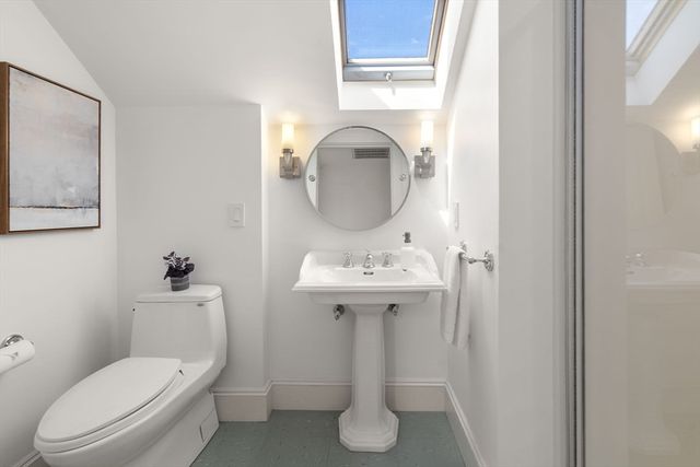 138 Thorndike St, Cambridge, MA 02141