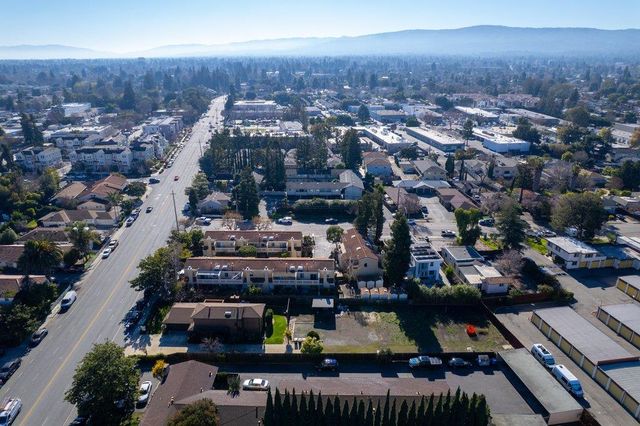 888 N Rengstorff Avenue, Mountain View, CA 94043