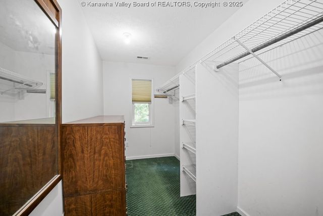 345 Meda Lane, Elkview, WV 25071