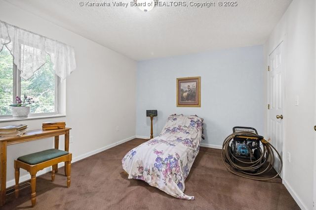 345 Meda Lane, Elkview, WV 25071