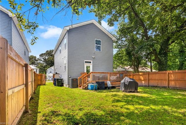302 Fulcher ST, Suffolk, VA 23434