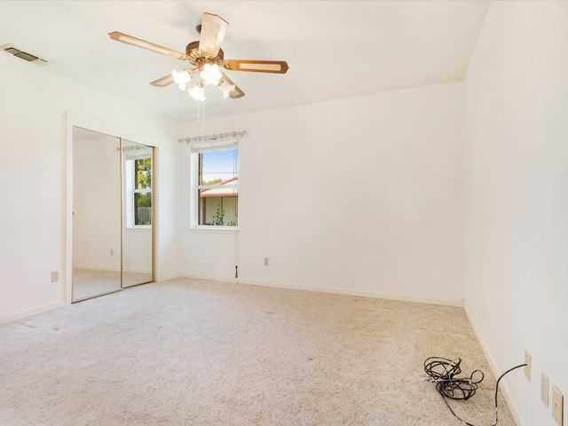 108 W Cunningham Street, Bonham, TX 75418