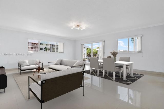 3860 NE 170th St 205, North Miami Beach, FL 33160