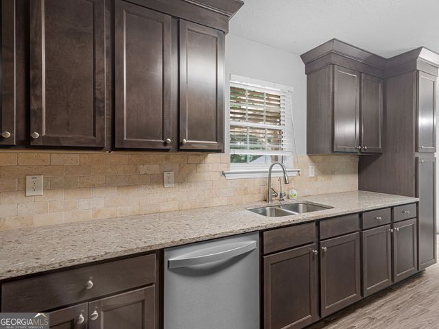 122 Springwood Valley Road, Stockbridge, GA 30281