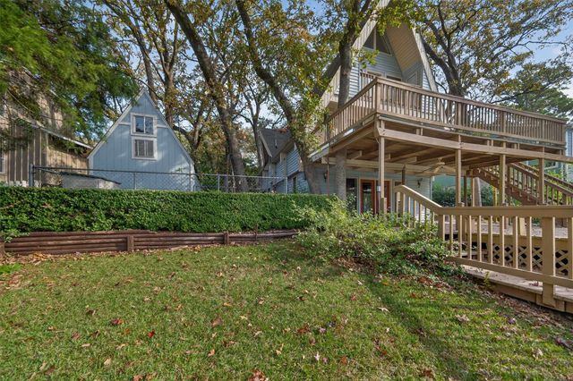 520 Hideaway Lane E, Hideaway, TX 75771