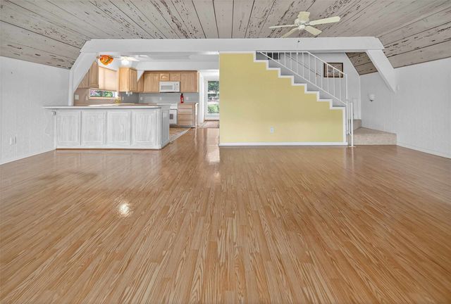 520 Hideaway Lane E, Hideaway, TX 75771