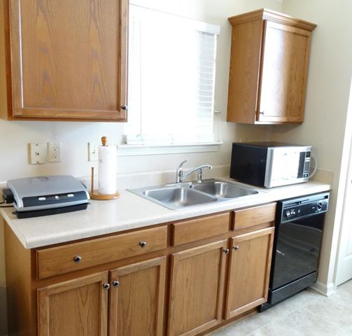 2034 OLIVE BARK DR, Memphis, TN 38134