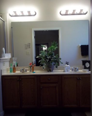 2034 OLIVE BARK DR, Memphis, TN 38134