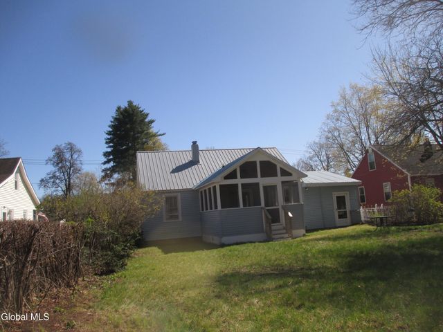 91 3rd Street, Glens Falls, NY 12801