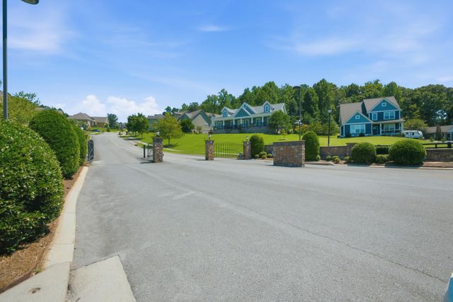 455 Tuscany Village Drive, Ringgold, GA 30736