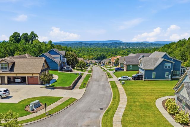 455 Tuscany Village Drive, Ringgold, GA 30736