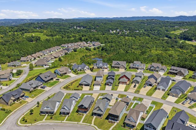 455 Tuscany Village Drive, Ringgold, GA 30736