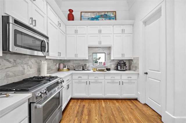 709 Reinicke Street, Houston, TX 77007