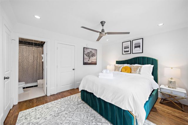 709 Reinicke Street, Houston, TX 77007