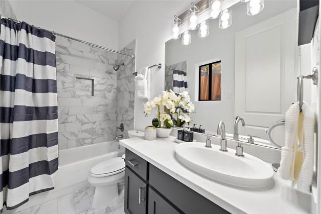 709 Reinicke Street, Houston, TX 77007