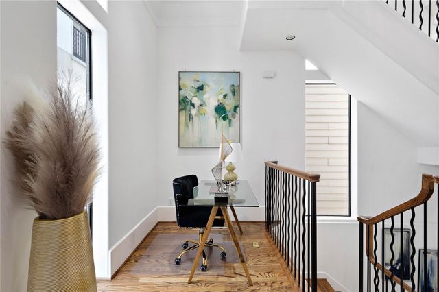 709 Reinicke Street, Houston, TX 77007