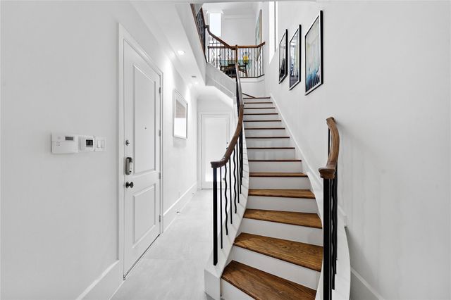 709 Reinicke Street, Houston, TX 77007