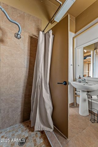 46623 N GRAND Avenue, Morristown, AZ 85342