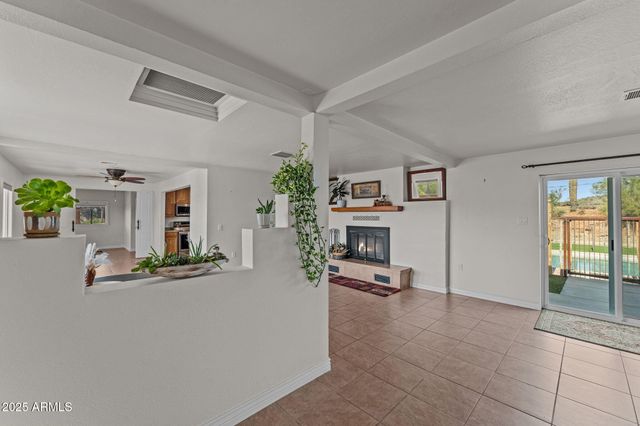 46623 N GRAND Avenue, Morristown, AZ 85342