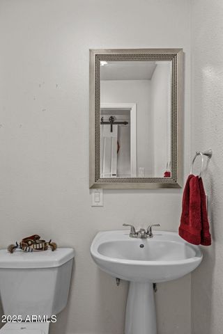 46623 N GRAND Avenue, Morristown, AZ 85342