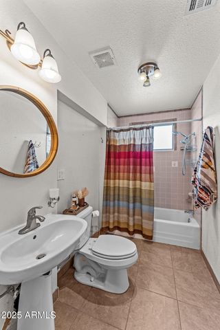 46623 N GRAND Avenue, Morristown, AZ 85342