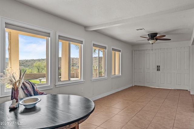 46623 N GRAND Avenue, Morristown, AZ 85342