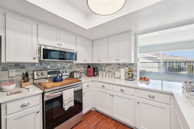 1222 HADDINGTON CIRCLE, Sun City Center, FL 33573