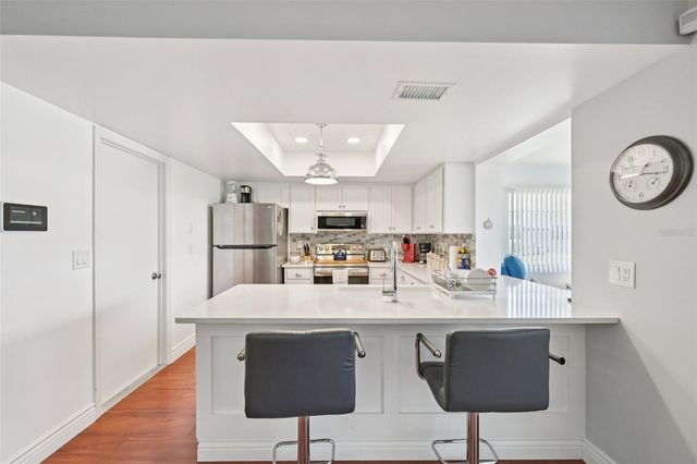 1222 HADDINGTON CIRCLE, Sun City Center, FL 33573