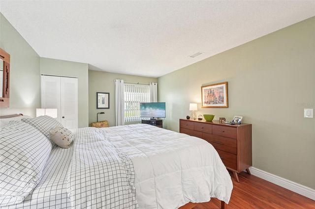 1222 HADDINGTON CIRCLE, Sun City Center, FL 33573