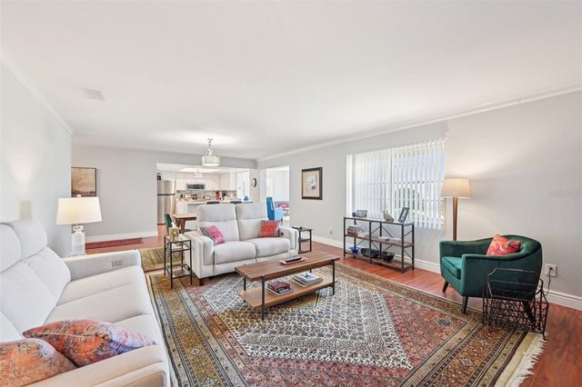 1222 HADDINGTON CIRCLE, Sun City Center, FL 33573