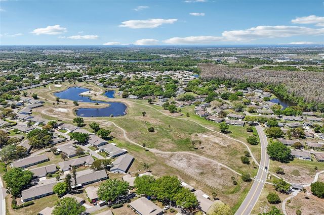 1222 HADDINGTON CIRCLE, Sun City Center, FL 33573