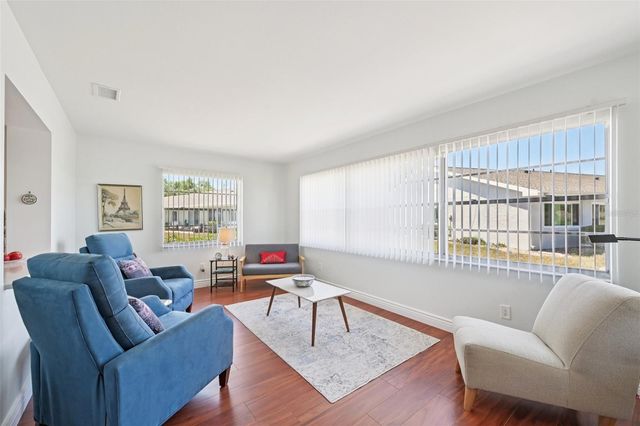 1222 HADDINGTON CIRCLE, Sun City Center, FL 33573