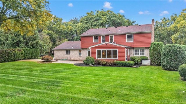 2710 Timberwyck Trail Drive, Troy, MI 48098