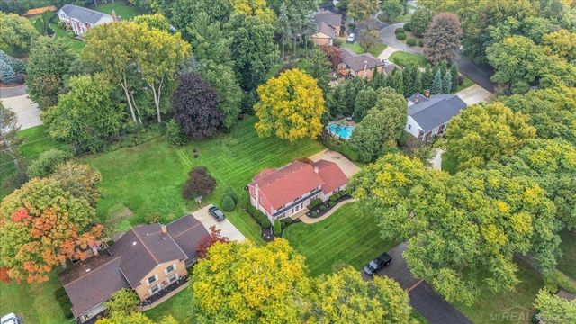 2710 Timberwyck Trail Drive, Troy, MI 48098