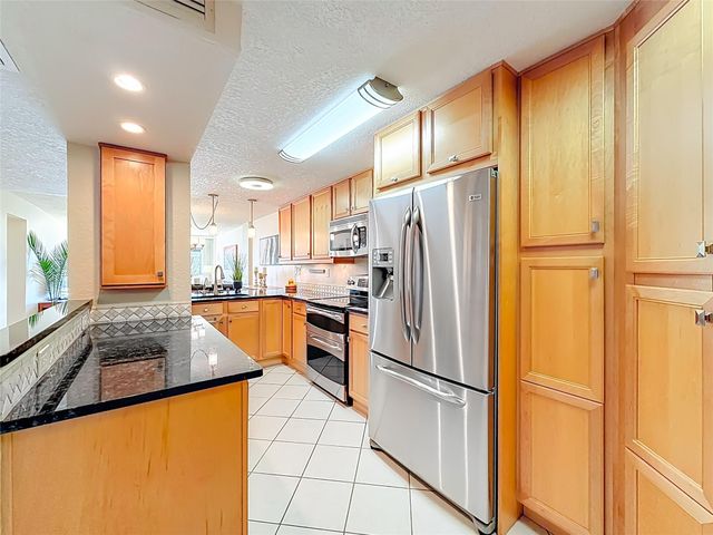 13 Royal Palm Way 101, Boca Raton, FL 33432