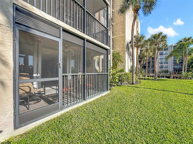 13 Royal Palm Way 101, Boca Raton, FL 33432