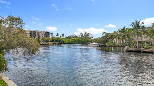 13 Royal Palm Way 101, Boca Raton, FL 33432