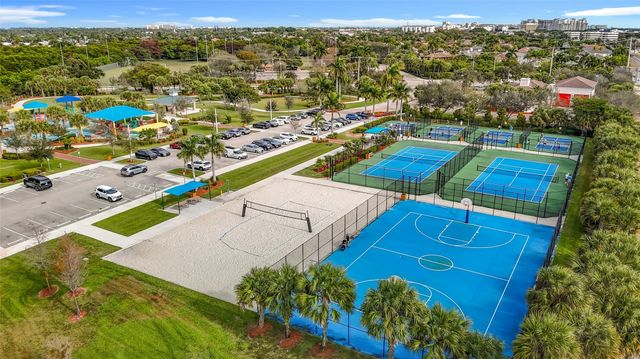 13 Royal Palm Way 101, Boca Raton, FL 33432