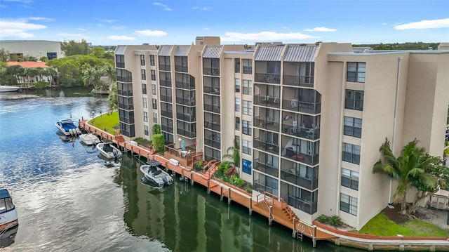 13 Royal Palm Way 101, Boca Raton, FL 33432