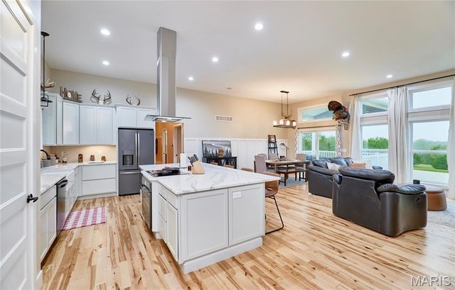 106 Charlie Road, Troy, MO 63379